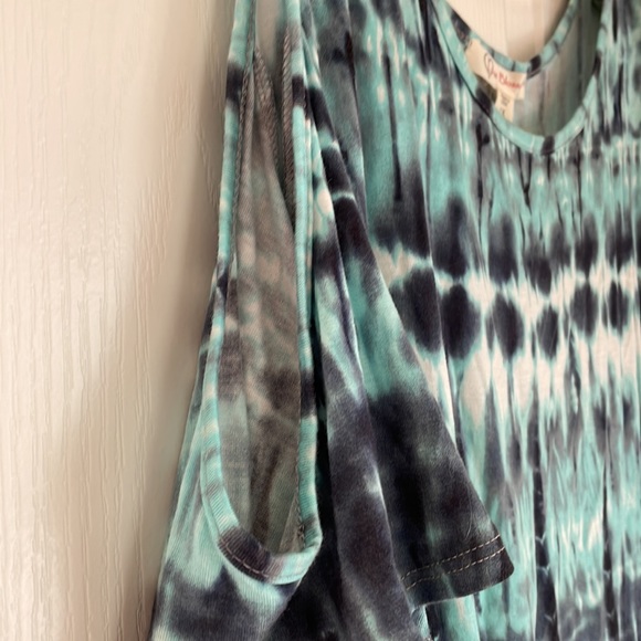 New With Tags Love Blossom Tie Dye Peekaboo Shoulder 1x - Picture 6 of 9